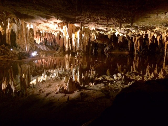 Lauray Caverns