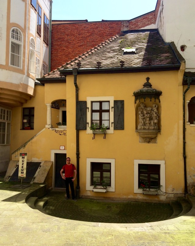 Hummel's house